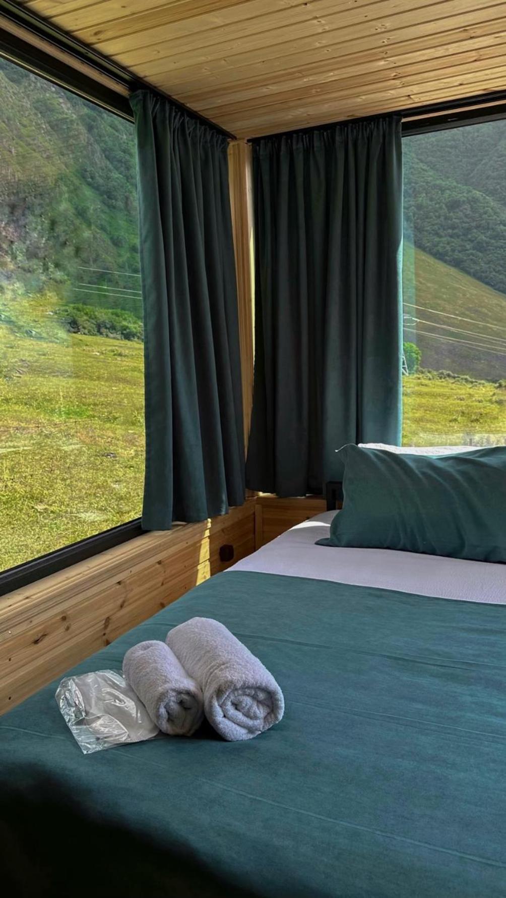 Kazbegi Inn Cottages Екстер'єр фото