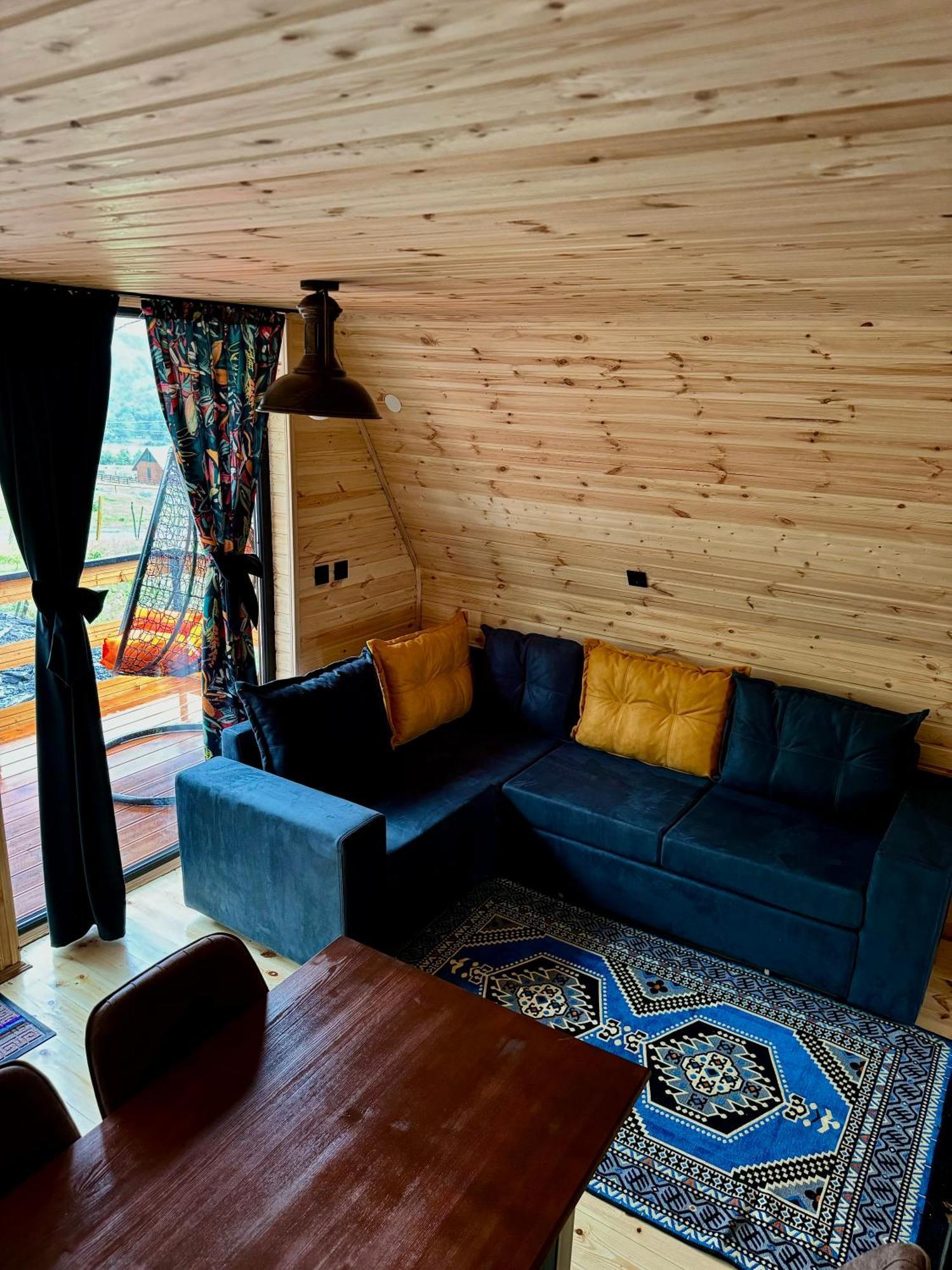 Kazbegi Inn Cottages Екстер'єр фото