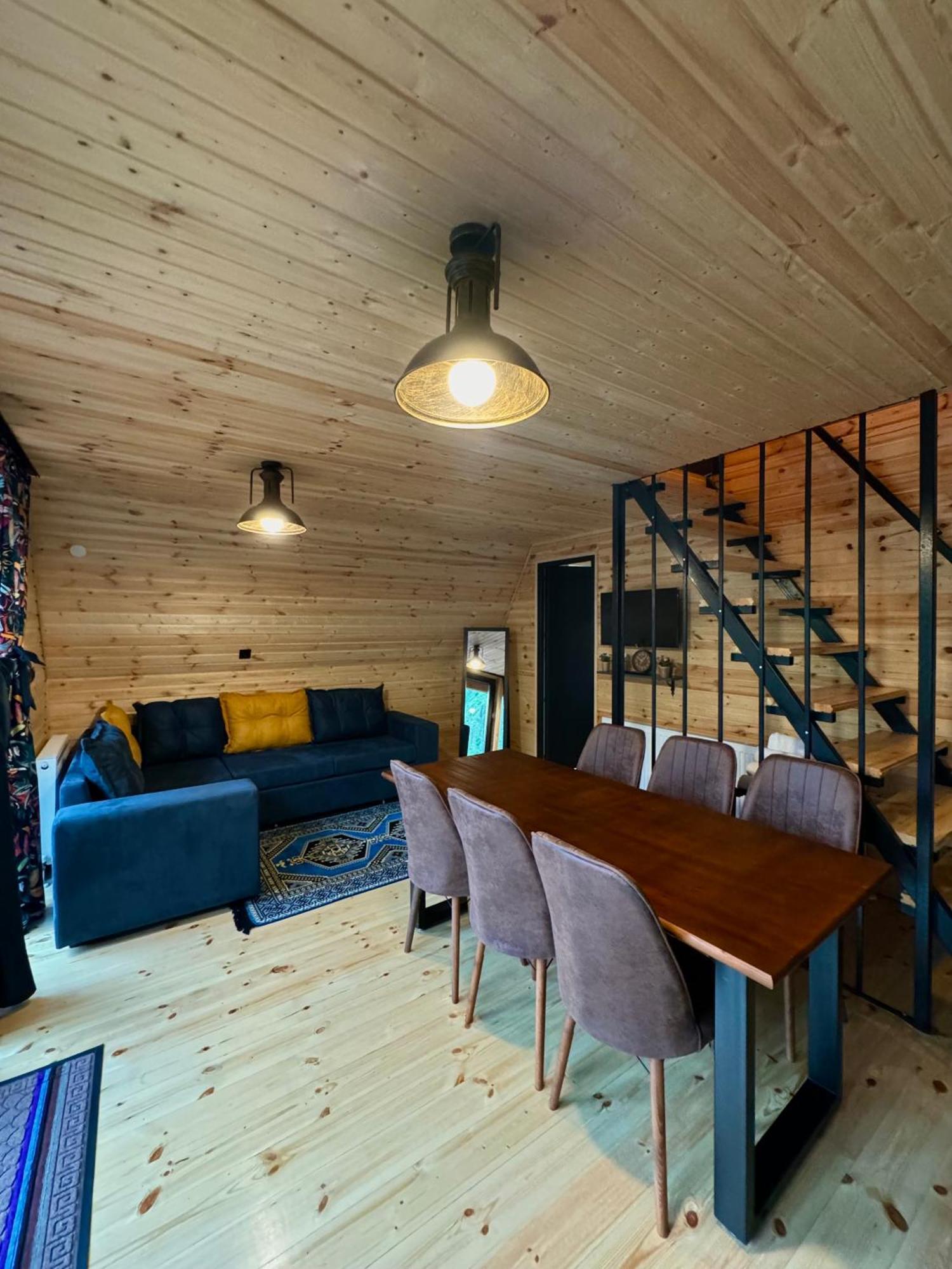 Kazbegi Inn Cottages Екстер'єр фото