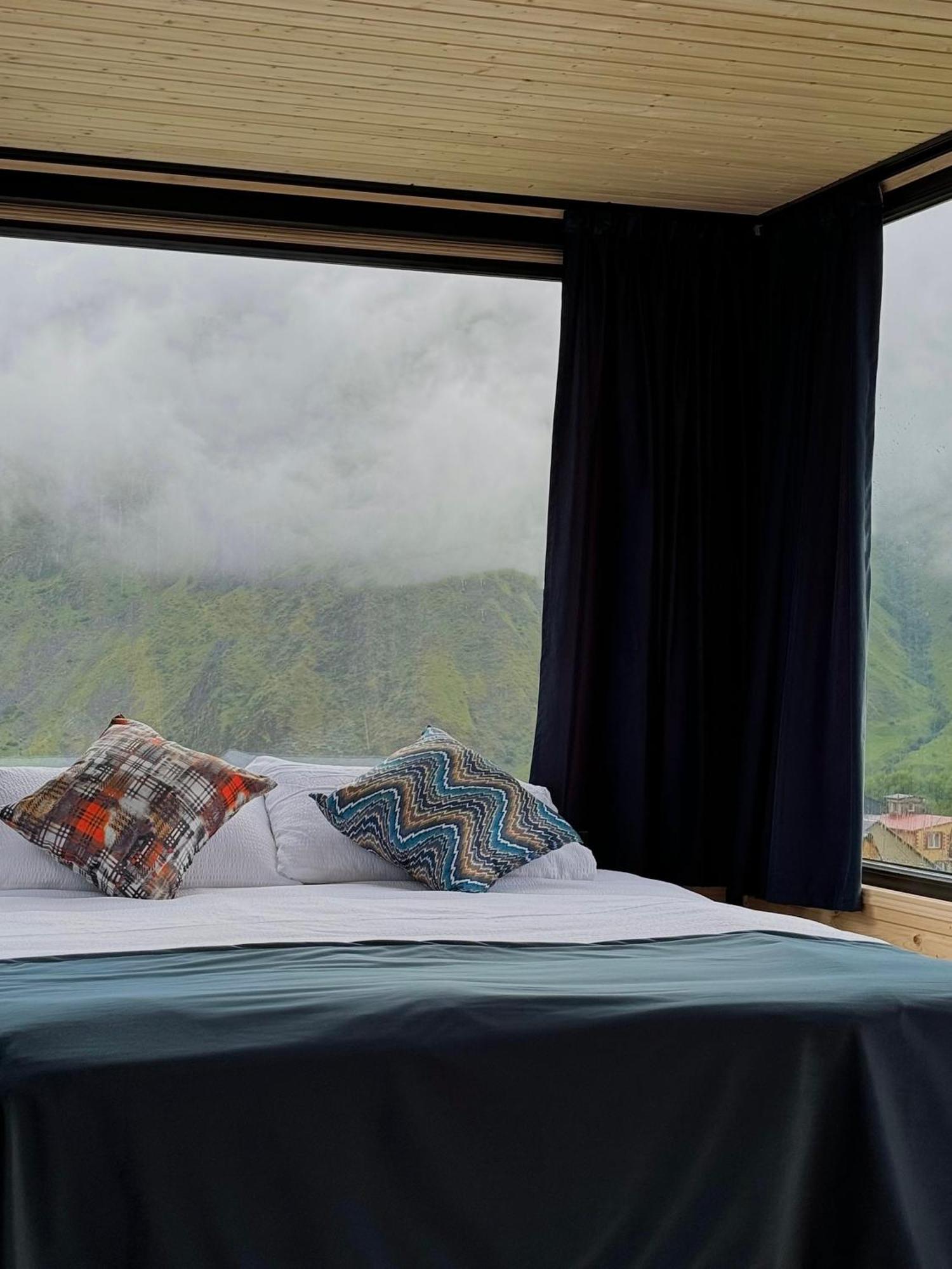 Kazbegi Inn Cottages Екстер'єр фото