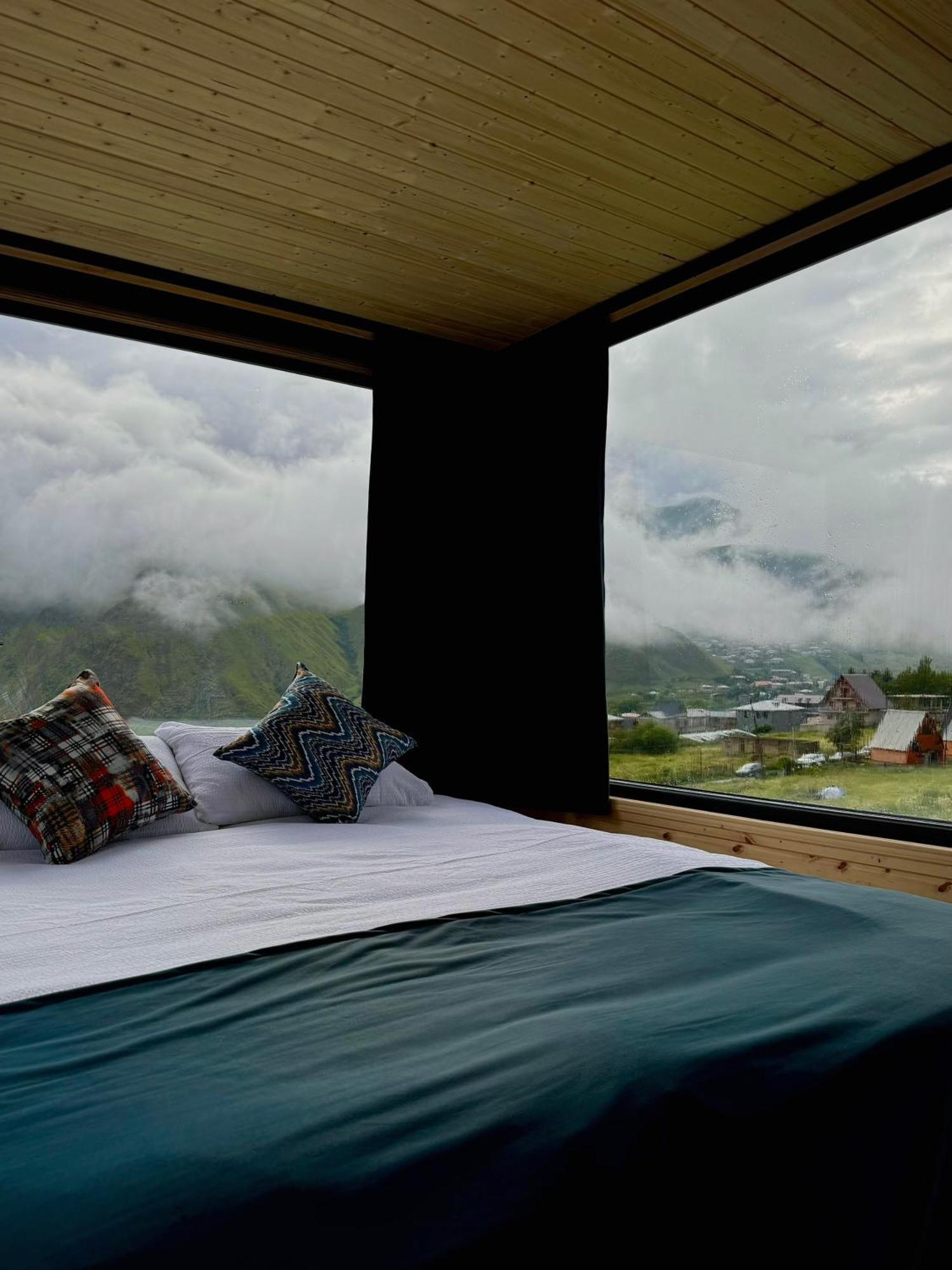 Kazbegi Inn Cottages Екстер'єр фото