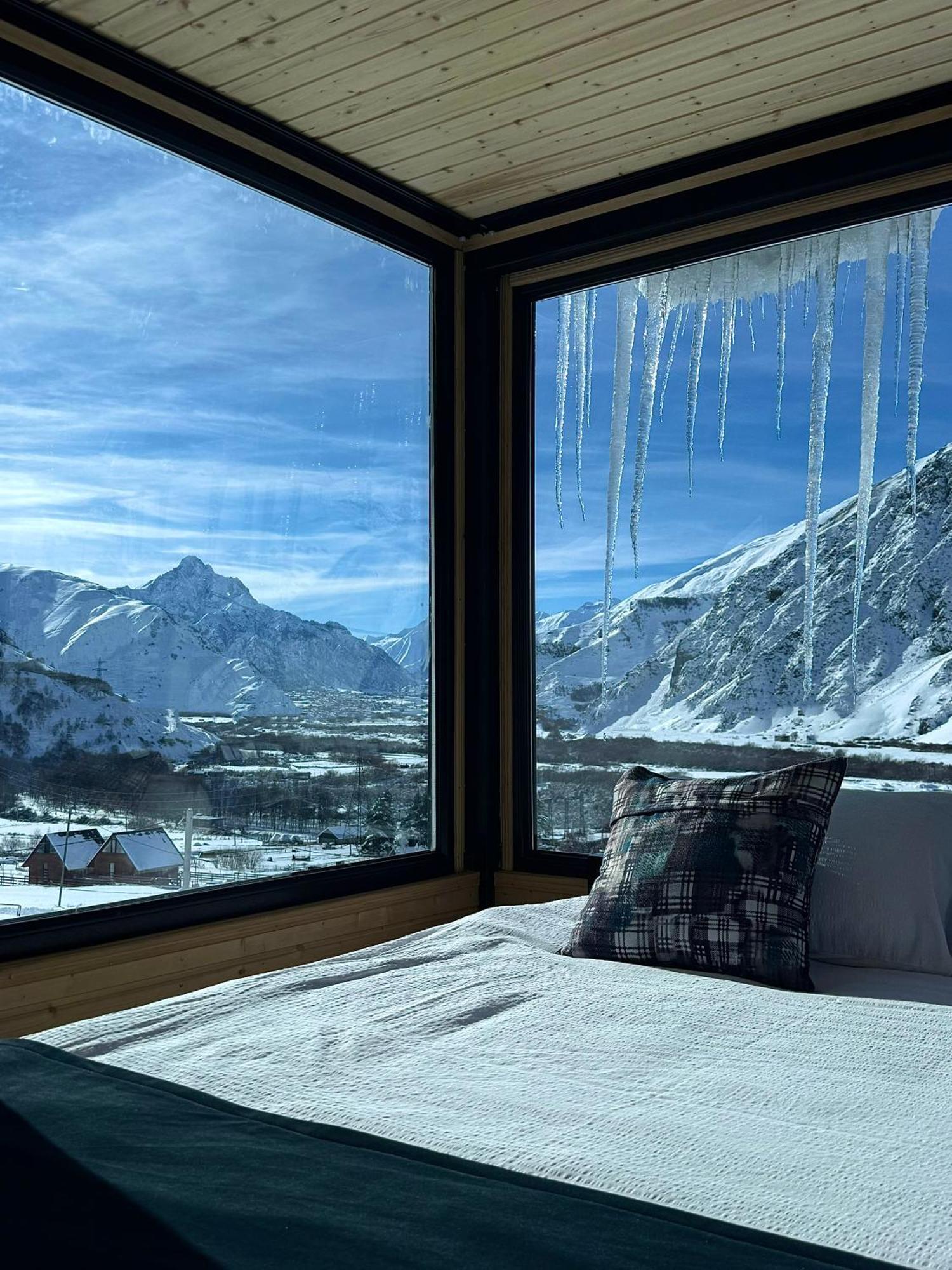 Kazbegi Inn Cottages Екстер'єр фото