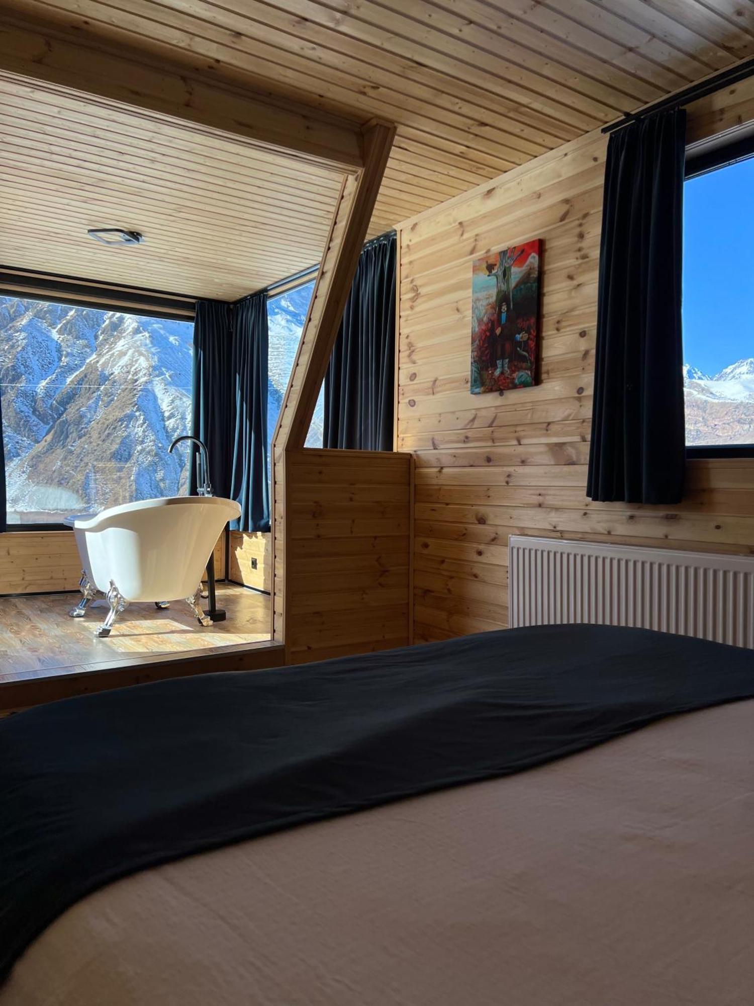 Kazbegi Inn Cottages Екстер'єр фото